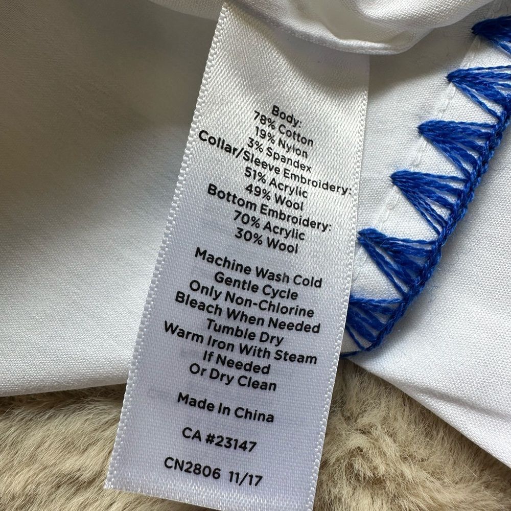 Talbots White Blouse with Multicolor Trim - Picture 7 of 7